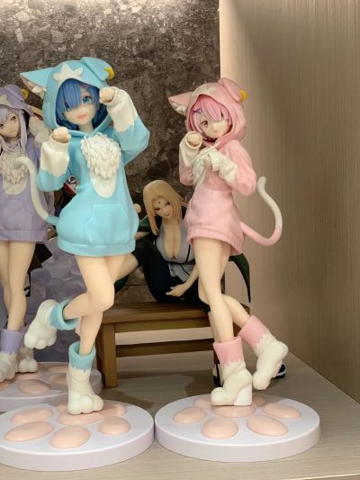 Luminasta Re:从零开始的异世界生活  爱蜜莉雅  毛茸茸帕克装