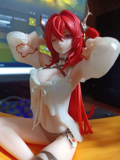 明日方舟 史尔特尔 缤纷奇境 CW03