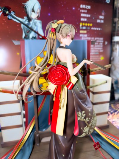 碧蓝航线 让·巴尔 新春 舶刀Première neige