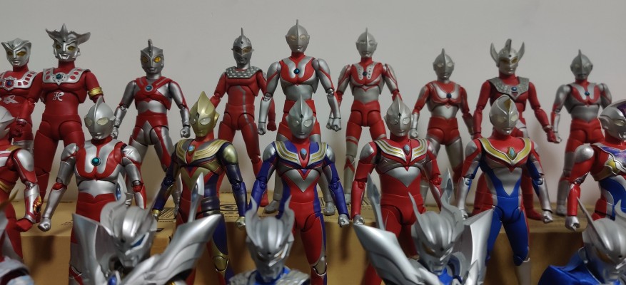 S.H.Figuarts 欧布奥特曼  欧布奥特曼 暗耀形态