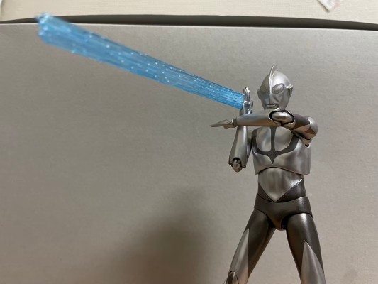 MAFEX 编号221 新·奥特曼 奥特曼（首次降临）