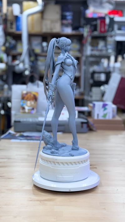 剑星 1/4尺寸 伊芙珍藏人偶