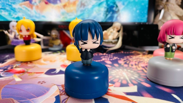 开摆系列 孤独摇滚！摇头摆件