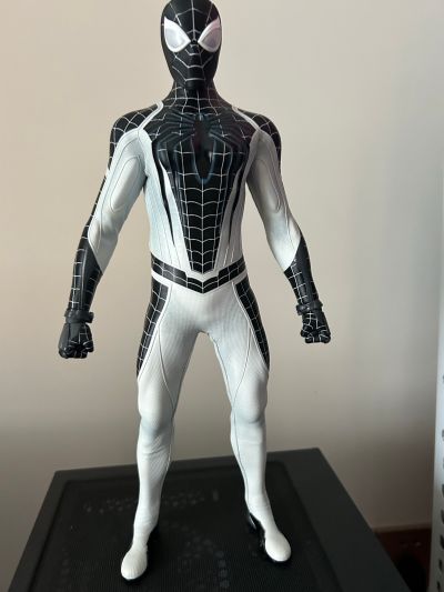 VGM36 漫威蜘蛛侠 蜘蛛侠(负空间战衣) 珍藏人偶