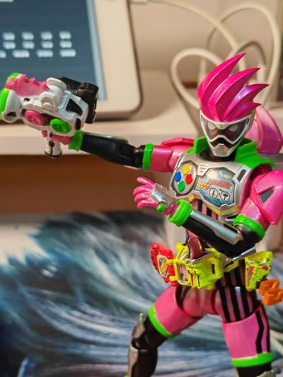 S.H.Figuarts 假面骑士艾克赛德 动作玩家 等级2 平成世代版