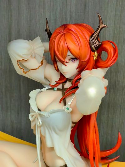 明日方舟 史尔特尔 缤纷奇境 CW03