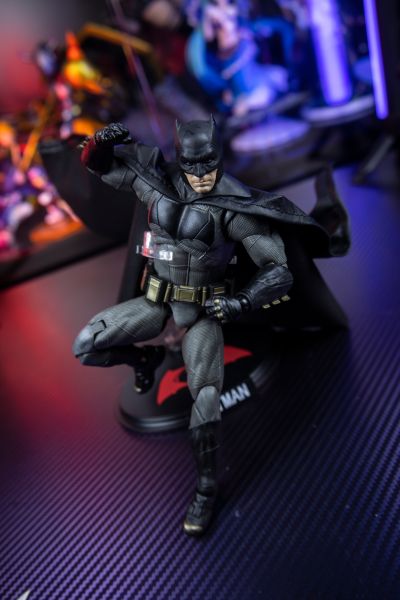 DC 人偶系列 轻甲蝙蝠侠