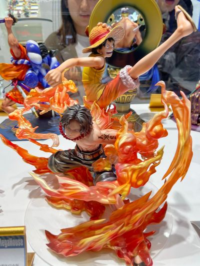 P.O.P 航海王“NEO-MAXIMUM”路飞 与 艾斯 ～兄弟之情～ 20周年限定版