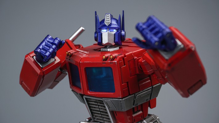 AMK Pro系列 变形金刚：G1 擎天柱