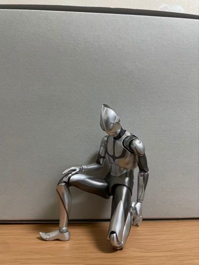 MAFEX 编号221 新·奥特曼 奥特曼（首次降临）