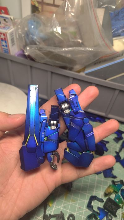 MG 1/100 机动战士高达UC  RX-0 独角兽高达2号机 报丧女妖 Titanium Finish