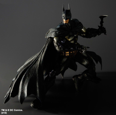 PLAY ARTS改 蝙蝠侠：阿卡姆疯人院 装甲蝙蝠侠