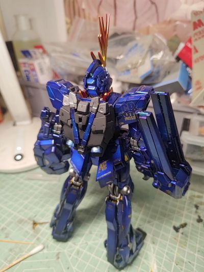 MG 1/100 机动战士高达UC  RX-0 独角兽高达2号机 报丧女妖 Titanium Finish