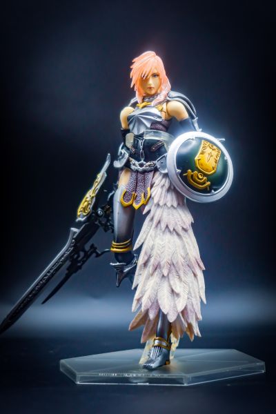 PlayArts改  最终幻想13-2 雷霆