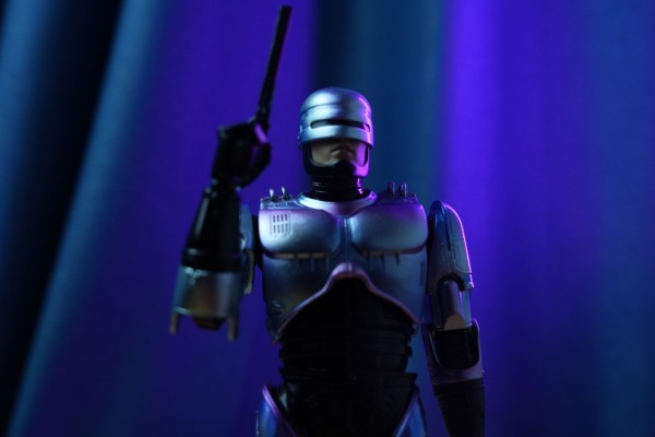 MAFEX 编号196 机械战警2 无盔墨菲