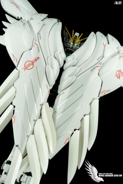 MG 高达基地限定 飞翼高达零式 EW Ka版【钛金质感】