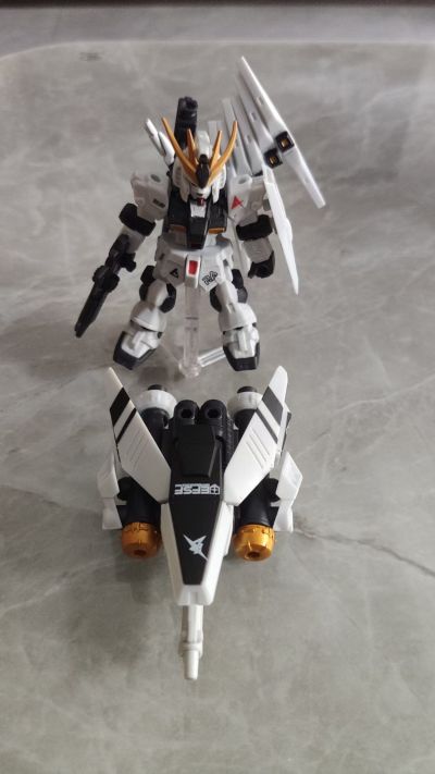 机动战士高达 MOBILE SUIT ENSEMBLE4.5 机动战士高达 逆袭的夏亚 RX-93 ν高达 Marking Plus