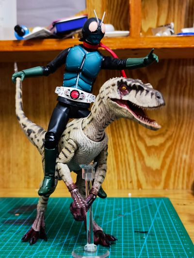 172862 “零集易动”系列 白皇后 超可动恐龙