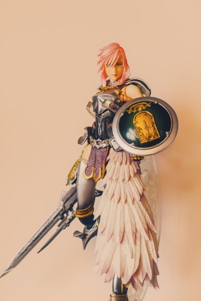 PlayArts改  最终幻想13-2 雷霆