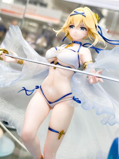 碧蓝航线 圣女贞德 海之圣女