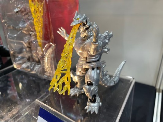 哥斯拉超可动玩偶 哥斯拉大战机械哥斯拉 机械哥斯拉（2002）