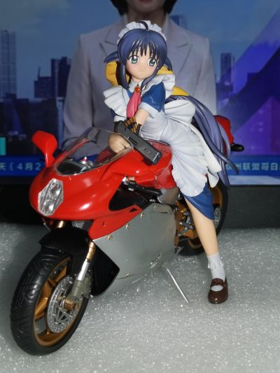 	魔力女管家  安藤まほろ