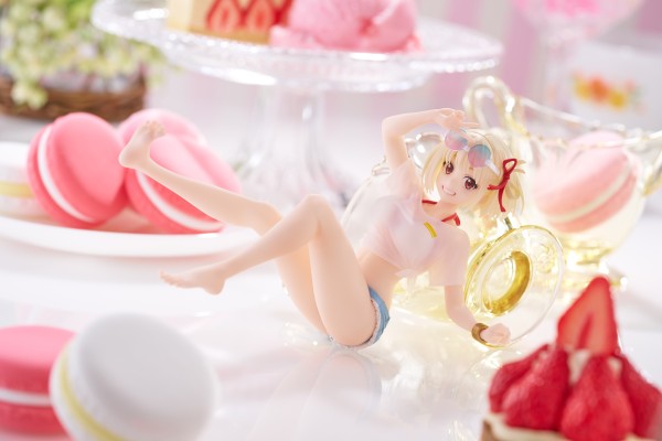 泳圈少女 莉可丽丝 锦木千束