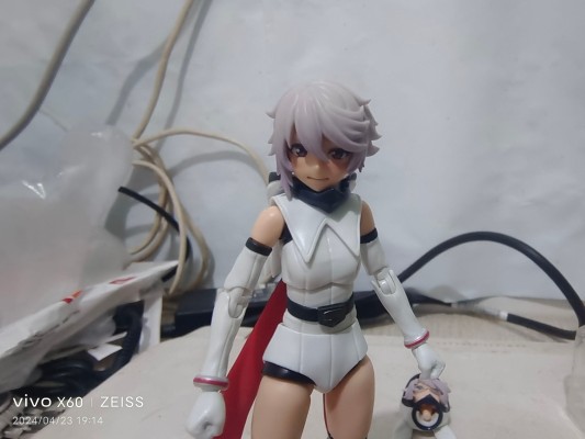 S.H.Figuarts 腼腆英雄 SHY