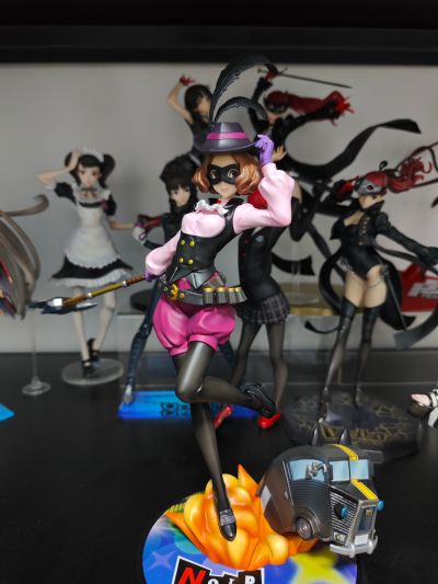 Lucrea 女神异闻录5 皇家版 奥村春  与 摩尔加纳