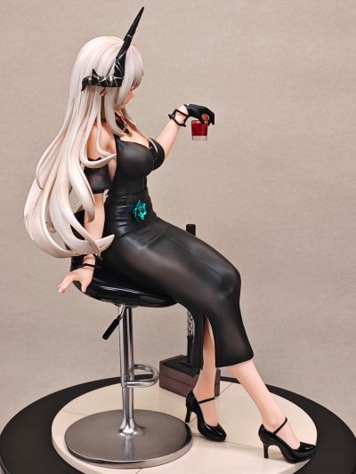 明日方舟 泥岩-黑曜石