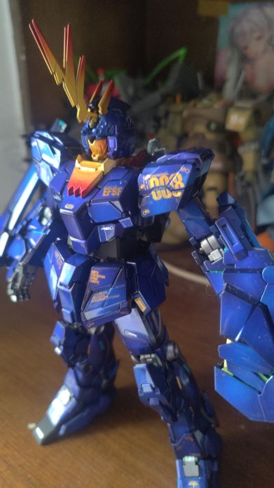 MG 1/100 机动战士高达UC  RX-0 独角兽高达2号机 报丧女妖 Titanium Finish