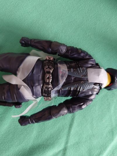 S.H.Figuarts 大量出没型变异飞蝗改造人（新·假面骑士）