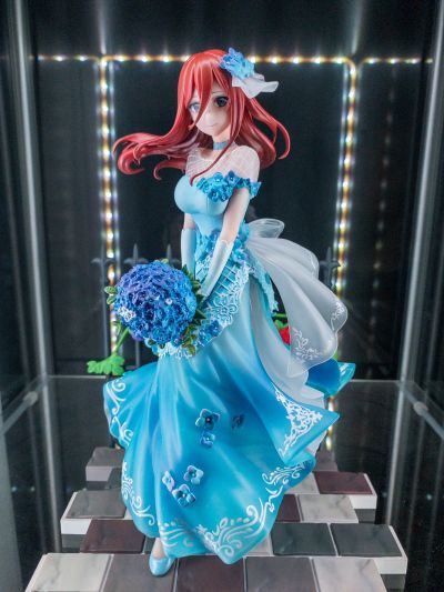 电影 五等分的新娘 中野三玖 鲜花礼服