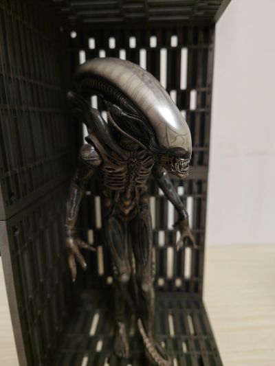 ARTFX+ 外星人 ビッグチャップ