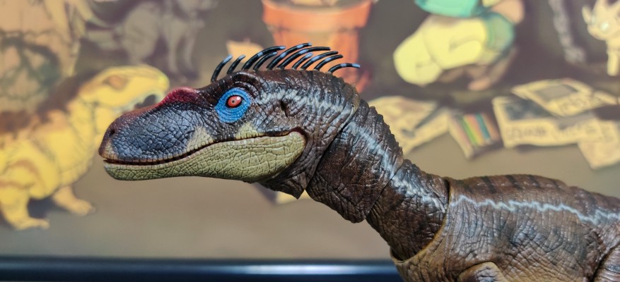 172961 “零集易动”系列 血骑士 超可动恐龙