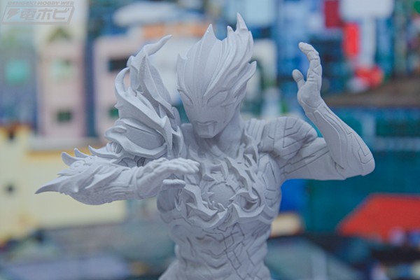 终极闪耀 PREMIUM 布莱泽奥特曼