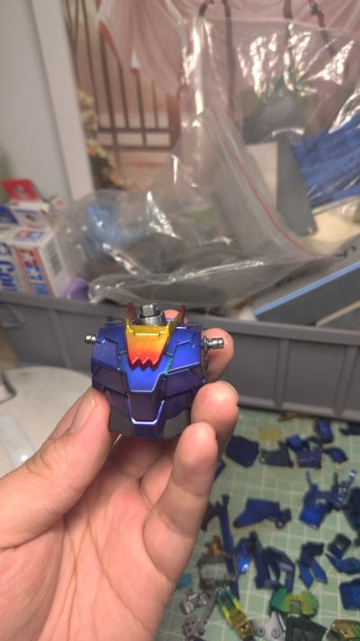 MG 1/100 机动战士高达UC  RX-0 独角兽高达2号机 报丧女妖 Titanium Finish