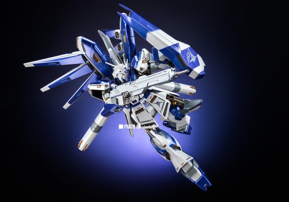 METAL ROBOT魂＜机动战士系列＞   Hi-ν高达~阿姆罗特色版~