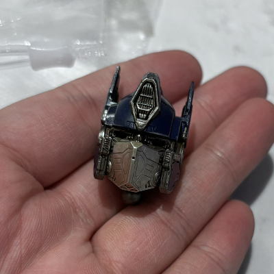 3Z0432 DLX 变形金刚：超能勇士崛起 擎天柱