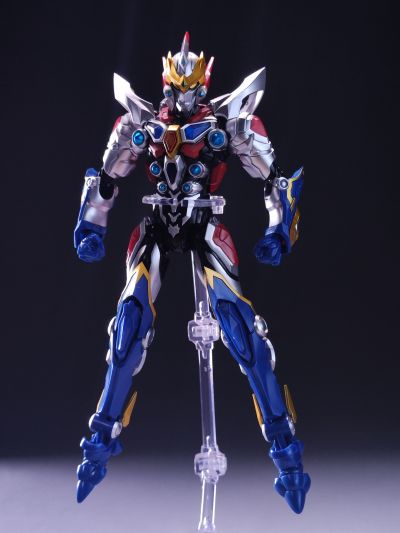 THE合体 古立特宇宙 古立特（宇宙形态）和 大煌翼炎龙（暂译）