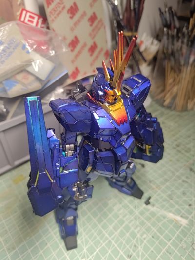 MG 1/100 机动战士高达UC  RX-0 独角兽高达2号机 报丧女妖 Titanium Finish