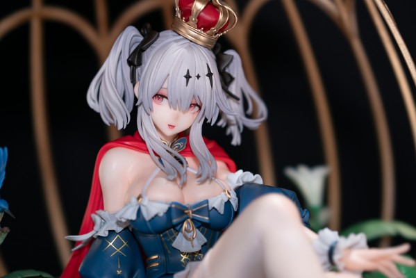 碧蓝航线 霞飞 笼中的白雪公主