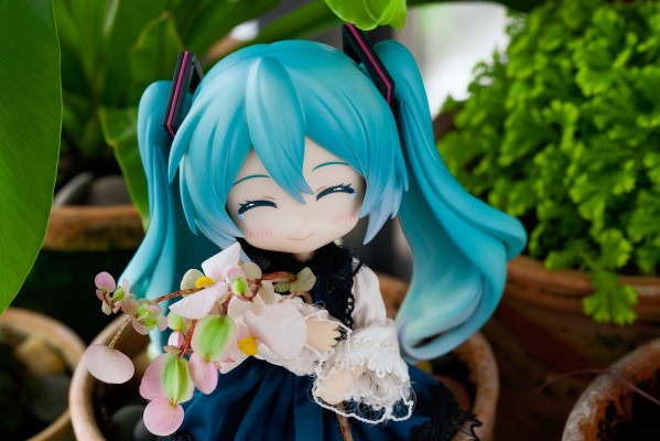 粘土人#2222 初音未来 16周年纪念款