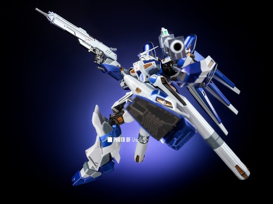 METAL ROBOT魂＜机动战士系列＞   Hi-ν高达~阿姆罗特色版~