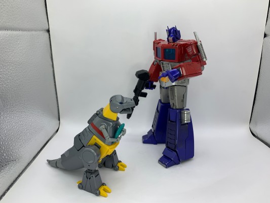 AMK Pro系列 变形金刚：G1 擎天柱