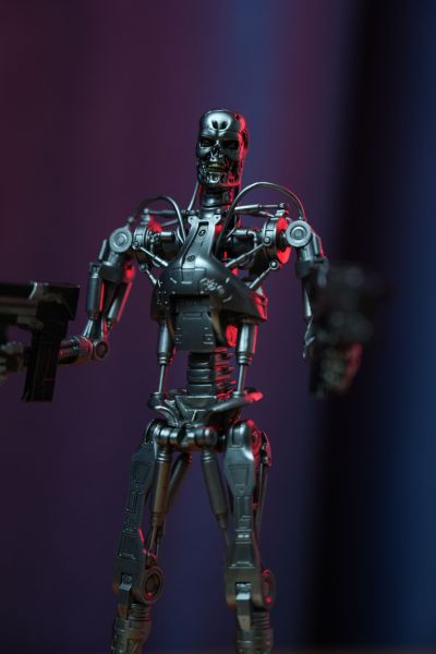 MAFEX 编号206  终结者2：审判日 终结者骨架