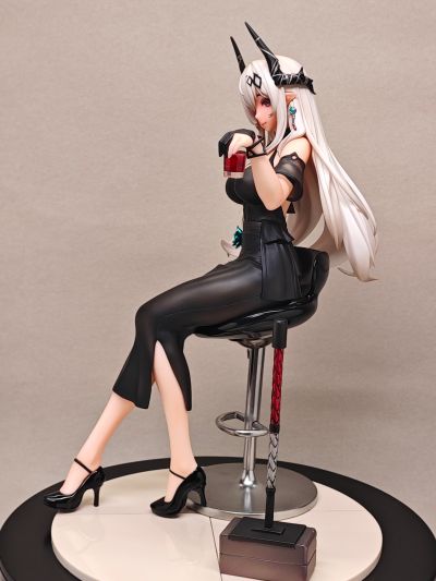 明日方舟 泥岩-黑曜石