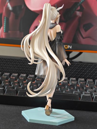 Gift+系列 明日方舟 安洁莉娜 夏日