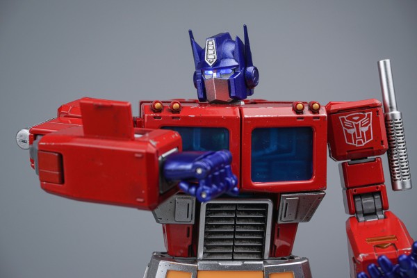 AMK Pro系列 变形金刚：G1 擎天柱