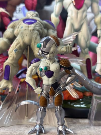 S.H.Figuarts 龙珠Z 机械弗利萨